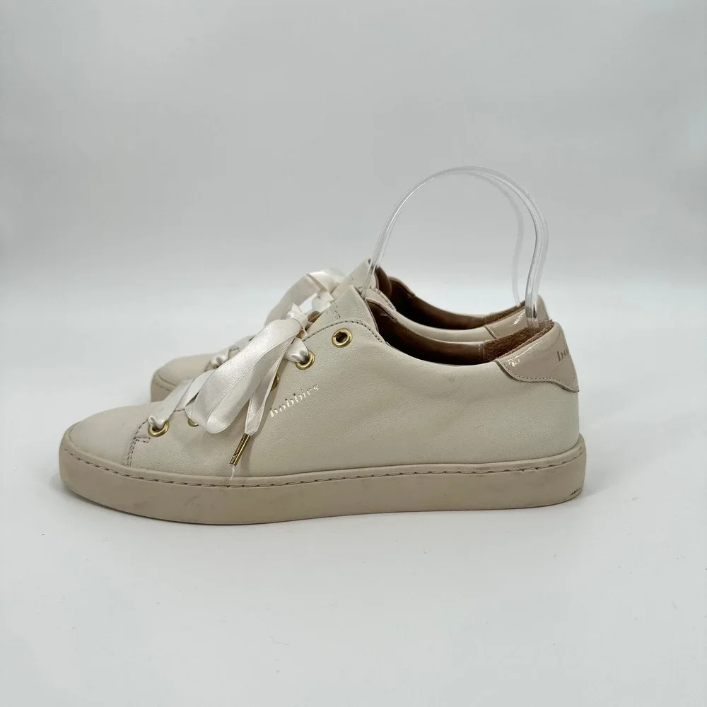 Bobbies Paris Women Off White Leather Sneakers Ribbon Laces Gold Eyelet 38 / 7.5